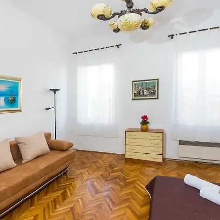Apartment Ceraria *