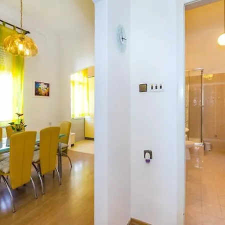Apartment Ceraria *